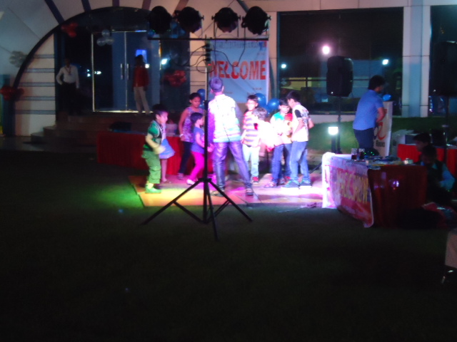 Click Me.. to open Celebrations @ Sun Valley Gallery